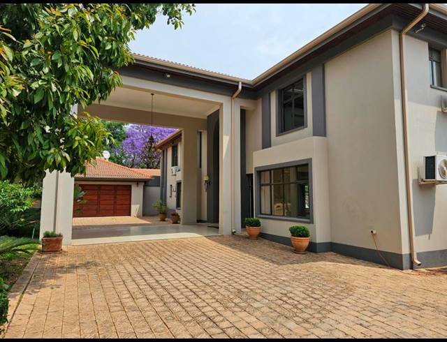 6 BEDROOM PROPERTY TO RENT IN WATERKLOOF RIDGE